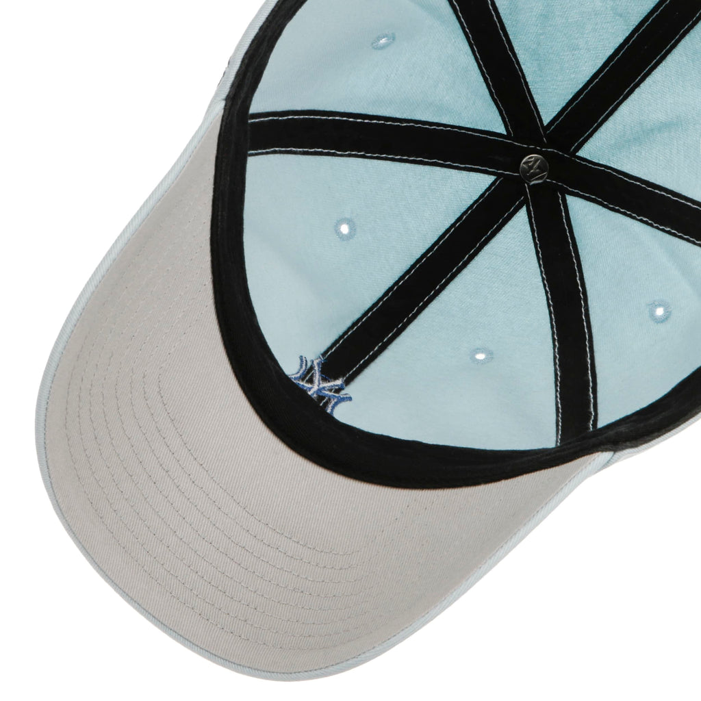Base Runner Yankees Cap
