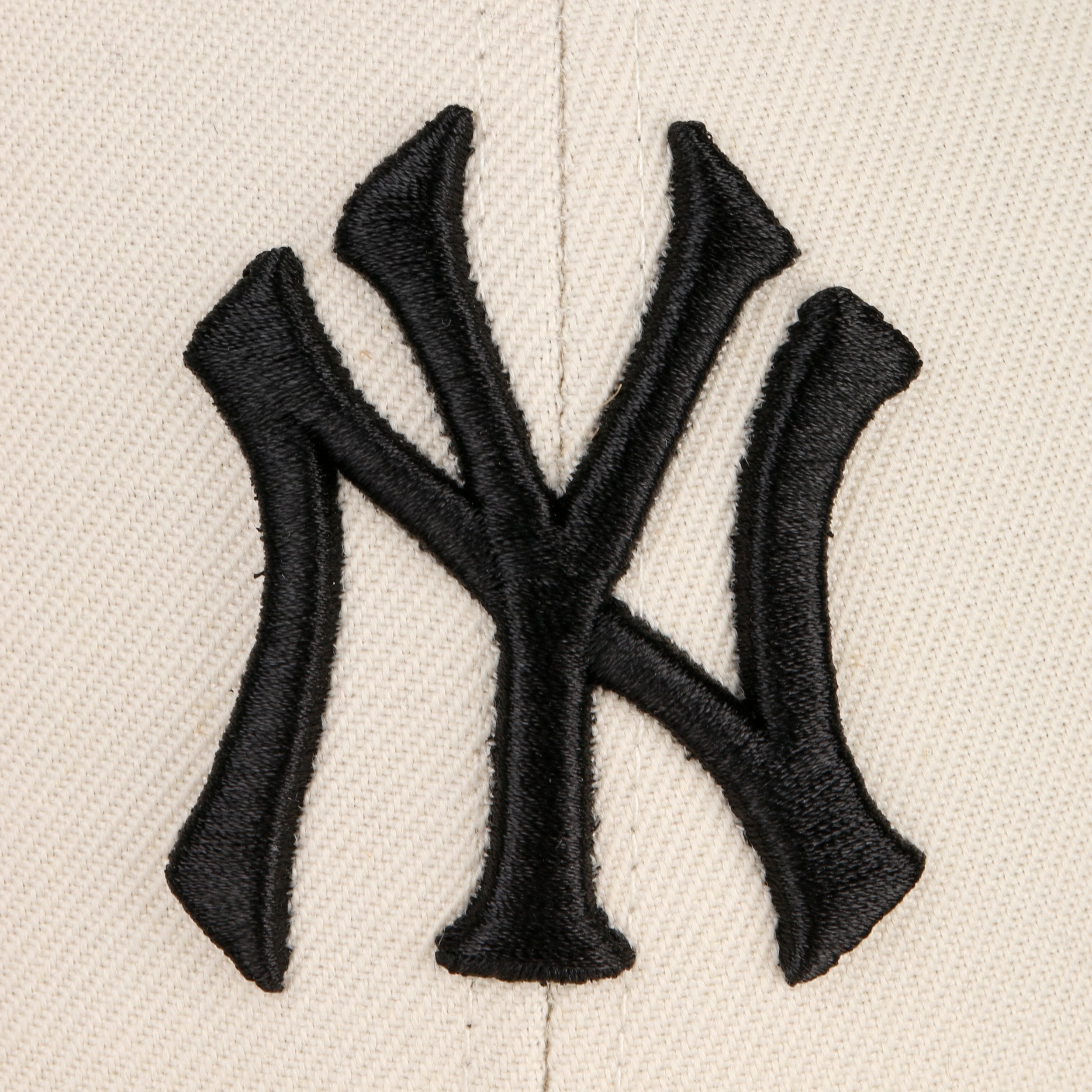 New York Yankees MVP Snapback Cap