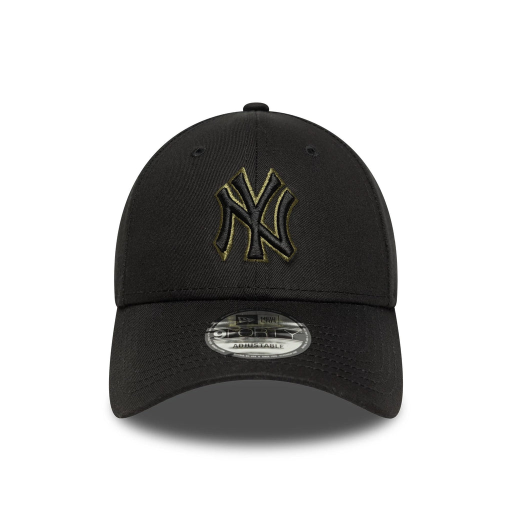 New York Yankees MLB Team Outline Black 9FORTY Adjustable Cap