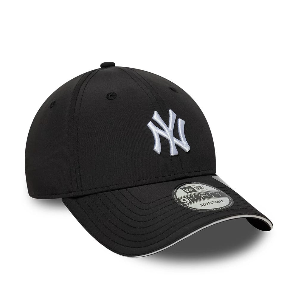 New York Yankees MLB Recycled Black 9FORTY Adjustable Cap