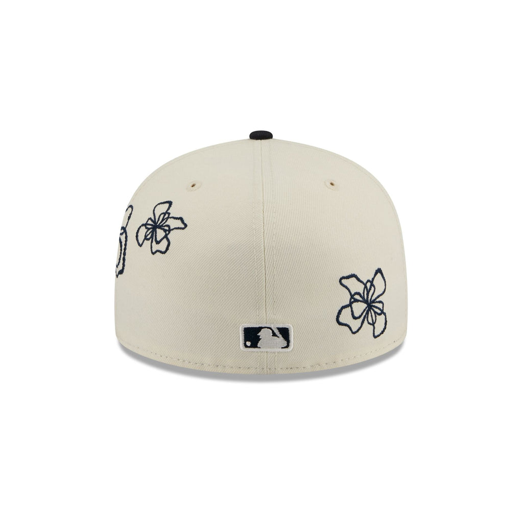 Atlanta Braves Floral Outline 59FIFTY Fitted Hat
