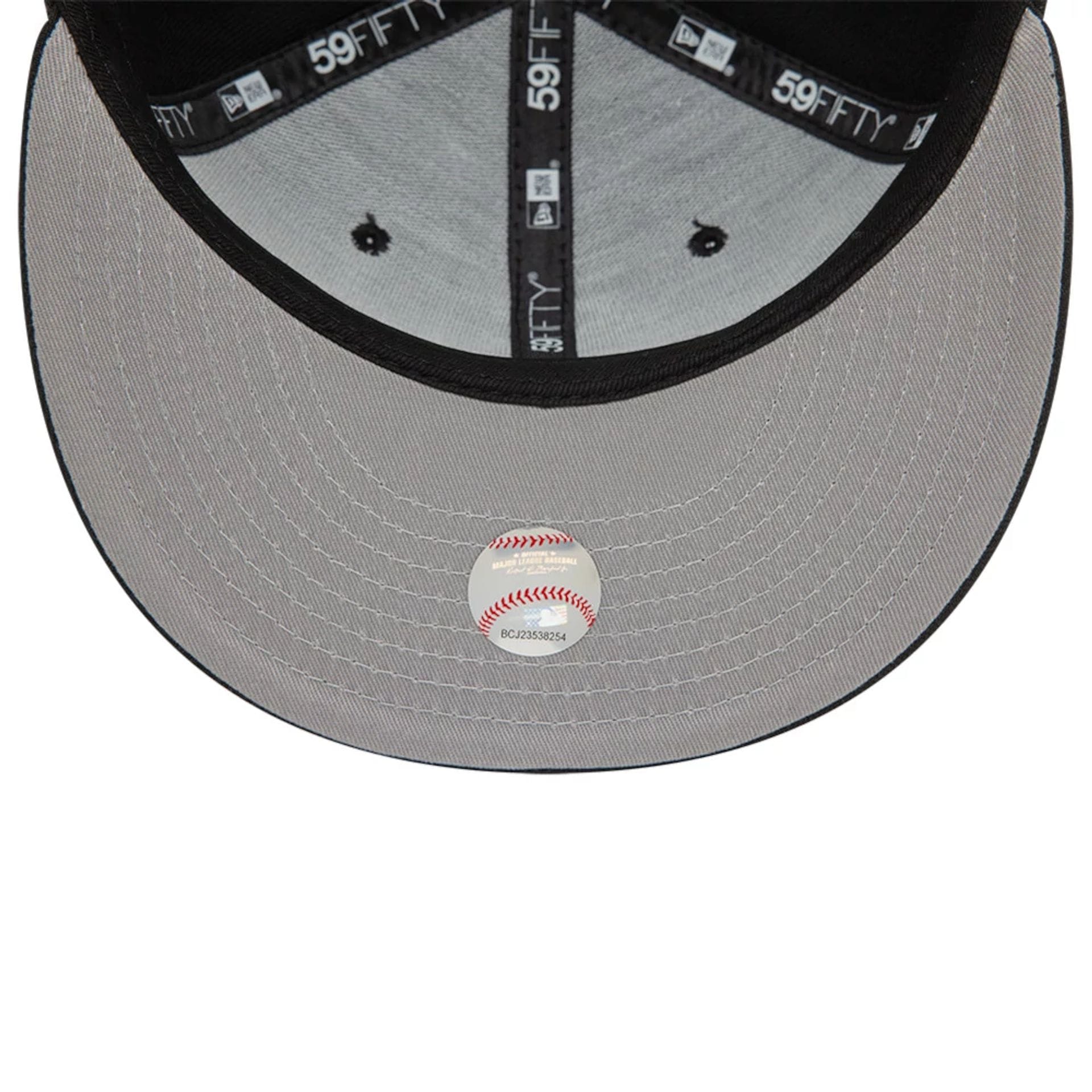 Chicago White Sox MLB Heart Icon Black 59FIFTY Fitted Cap