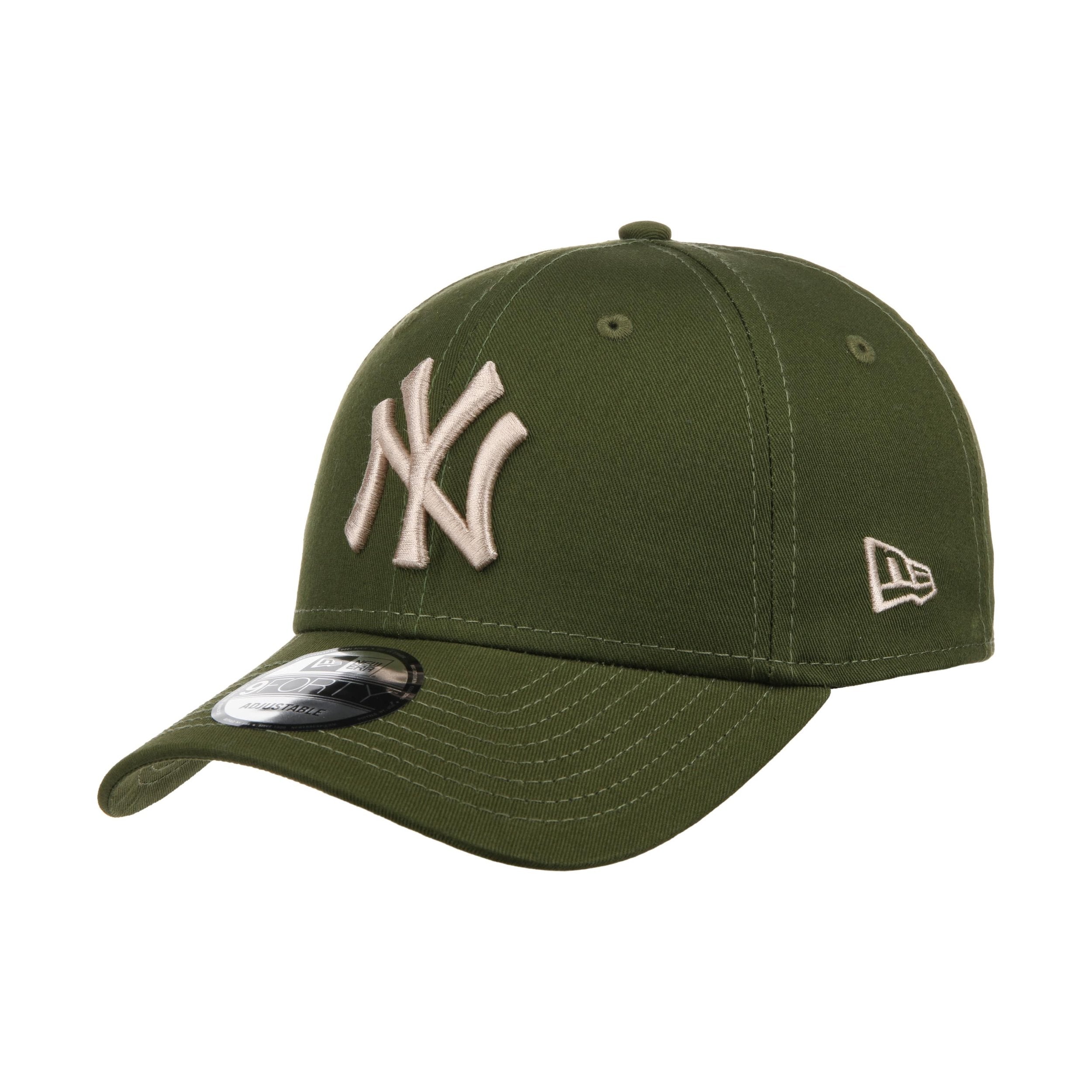 9Forty Yankees Essential Cap