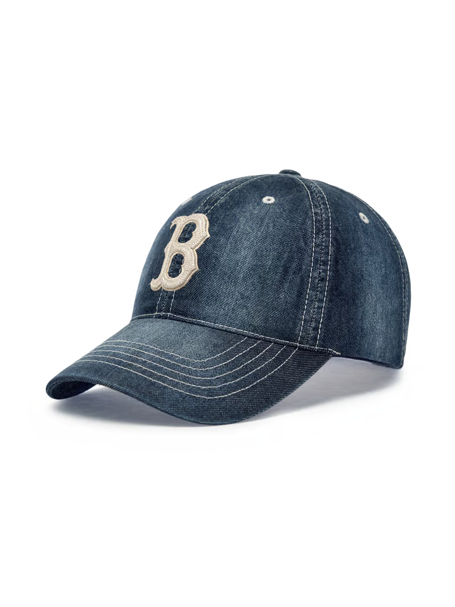 MLB New York Yankees Basic Denim Unstructured Ball Cap (KISS OF LIFE Wear)